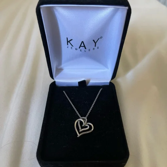 Kay Jewlers Hallmark Diamonds Heart Necklace 1/15 ct Stearling Silver 18”